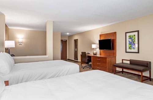 Waller Hotel | Comfort Inn & Suites Waller