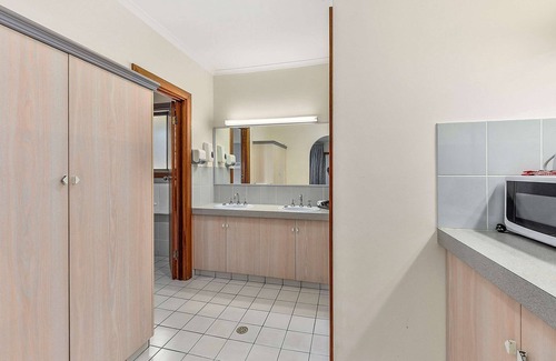 Mount Gambier Hotel | Comfort Inn The Lakes