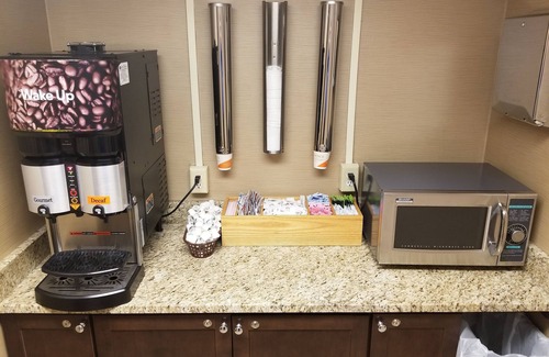 Downtown Niagara Falls Hotel | Comfort Inn The Pointe