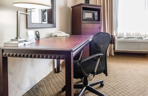 Somerset Hotel | Comfort Inn