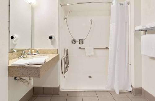 Somerset Hotel | Comfort Inn