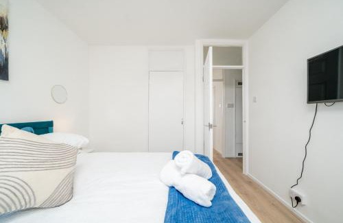 Langley Marish Apartamento | Comfort Meets Convenience, 2BR Flat in Slough