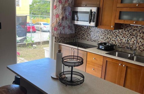 Boscobel Casa | Comfort Rest... 15 minutes from the heart of Ocho Rios