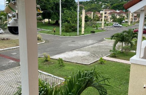 Boscobel Casa | Comfort Rest... 15 minutes from the heart of Ocho Rios