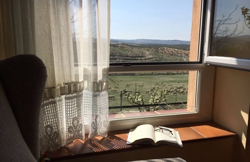 Cullar Vega Cabaña | Confort, rústico, paisajes, chimenea, barbacoa,piscina, a10minutos de la ciudad