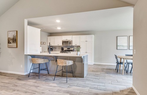 Broken Arrow Casa | Comfort, Style, and Serenity in One Home!