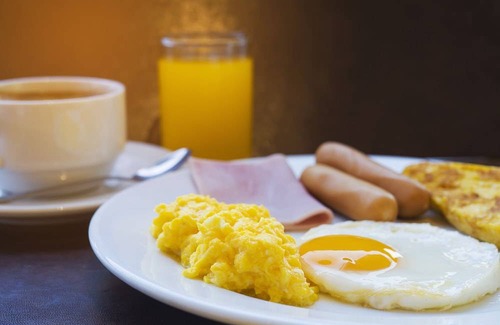Warner Robins Hotel | Comfort Suites near Robins Air Force Base