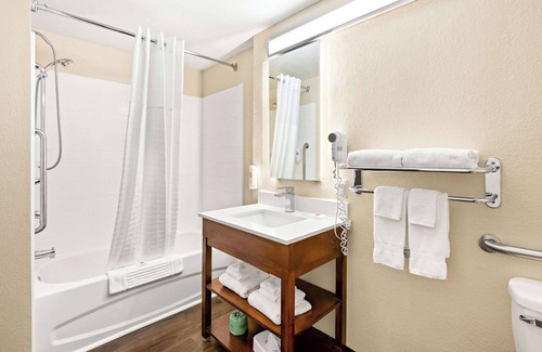 Abingdon Hotel | Comfort Suites Abingdon I-81