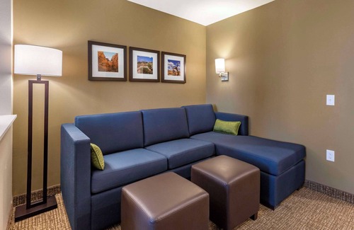 Albuquerque Hotel | Comfort Suites Albuquerque Airport