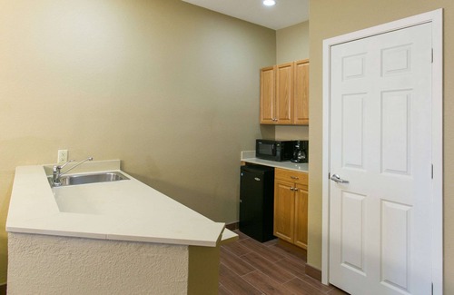 McNeil Hotel | Comfort Suites Austin NW Lakeline