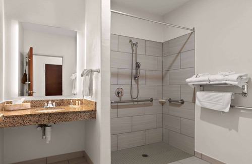 Bastrop Hotel | Comfort Suites Bastrop