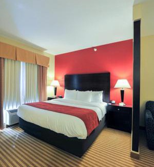 Summit Station Hotel | Comfort Suites Columbus East Broad