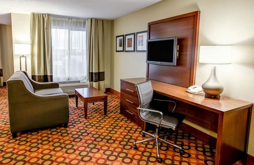 Concord Hotel | Comfort Suites Concord Mills