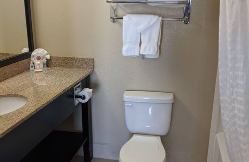 Concord Hotel | Comfort Suites Concord Mills
