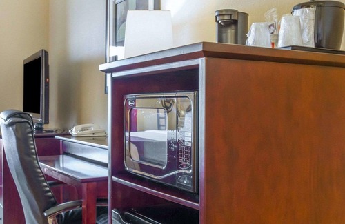 Florence Hotel | Comfort Suites Florence Shoals Area