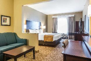 Fort Wayne Hotel | Comfort Suites Fort Wayne - Dupont