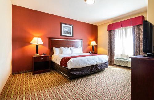 Fort Worth Hotel | Comfort Suites Lake Worth