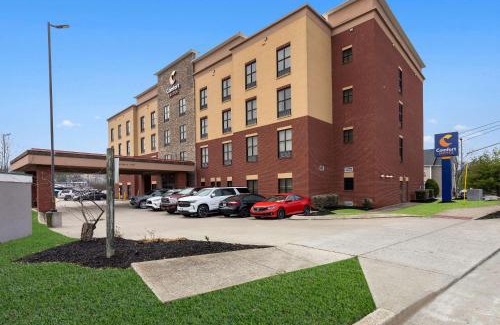 Nashville Hotel | Comfort Suites Nashville near Percy Priest Lake