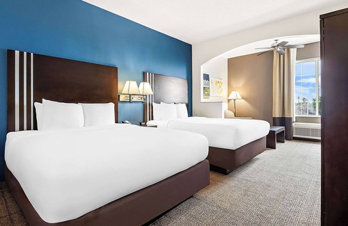 Little Woods Hotel | Comfort Suites New Orleans East