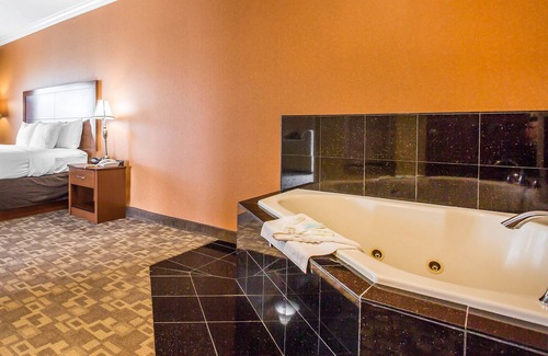 Townsite Hotel | Comfort Suites Oceanside Camp Pendleton Area