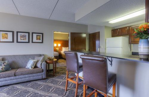 Pineville Hotel | Comfort Suites Pineville - Ballantyne Area