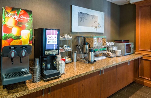 Springfield Hotel | Comfort Suites Springfield-Eugene