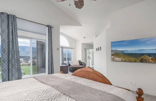 Northwest Reno Casa | Comfort + Views + Hot Tub Reno/Sparks/Tahoe home