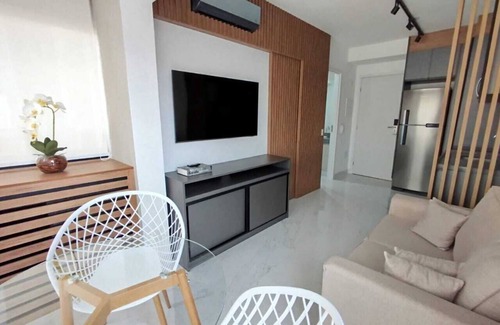 Indianopolis Alquiler De RV | Comfortable 1 bedroom next to Ibirapuera Shopping Mall