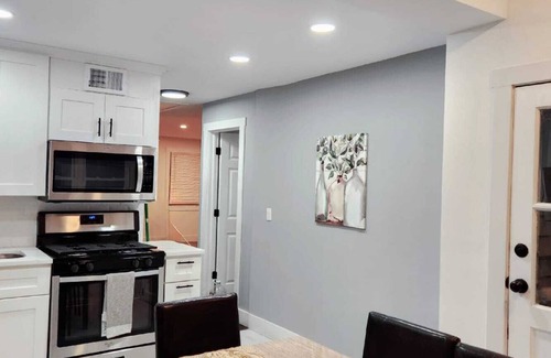Tuckahoe Casa | Comfortable 1 family home in Tuckahoe that's near train