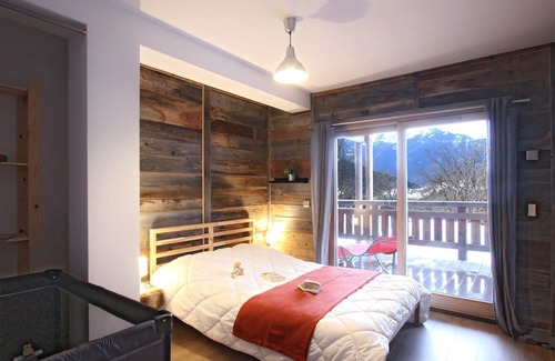 Huez-en-Oisans Apartamento | Cómodo chalet para 10 personas con jacuzzi en Huez