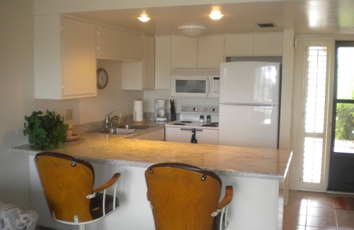 Fountain Hills Condominio | Cómodo condominio a nivel del suelo 1BR cerca de Fountain Park
