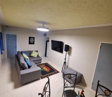 Ocho Rios Apartamento | Comfortable 2 bed Apartment