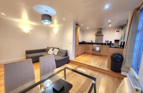 Stockwell Apartamento | Comfortable 2BR Flat - 1 Min to Tube, Sleeps 6