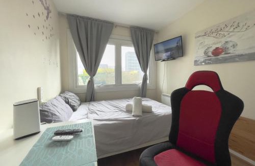 Westbourne Apartamento | Comfortable 2BR London Stay 4 Beds Sleeps 5