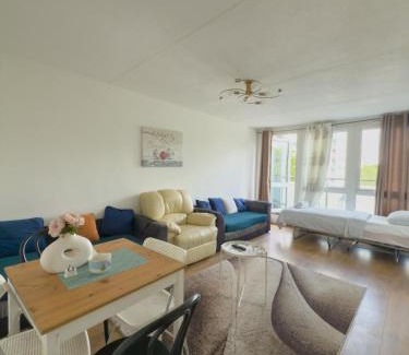 Westbourne Apartamento | Comfortable 2BR London Stay 4 Beds Sleeps 5