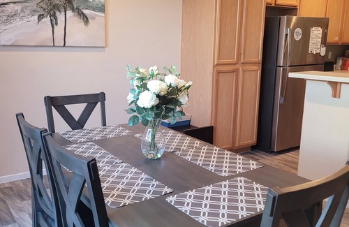 North Las Vegas Casa | Comfortable 3 Bedroom 2.5 Bath Family Home in North Las Vegas