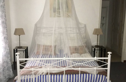 Loubezs-Bernac Otro | Cómoda casa de vacaciones de 3 dormitorios / 3 baños con piscina climatizada y gran jardín salvaje