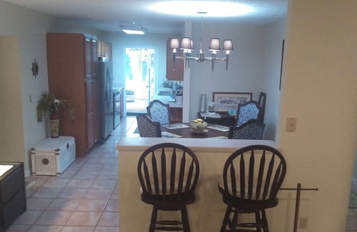 Vero Beach Casa | Comfortable 3 bedroom 3 bath beach house .pool..3 minute walk to beach.