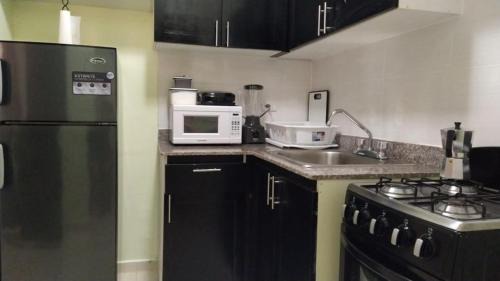 Santo Domingo Este Apartamento | comfortable 3 bedroom condo with free parking spot building 5