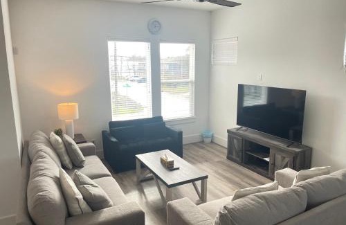 OST - South Union Casa | Comfortable 3 BR - Heart of Texas Medical Center