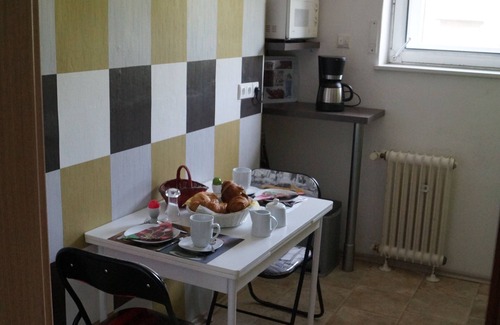 Oberhausen Apartamento | comfortable, 3and 1/2 rooms, apartment with large sun terrace