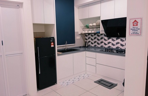Central Seberang Perai Condominio | Comfortable 3R2B 7pax Meritus Prai