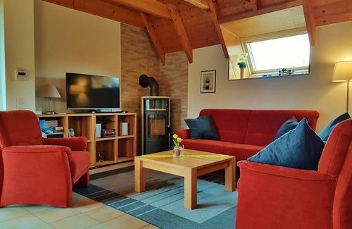 Wremen Casa | Cómoda casa de nivel de 4 estrellas directamente en el dique del Mar del Norte, ideal para familias