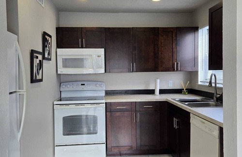North Lauderdale Casa | Comfortable & Affordable, Close to Everything!