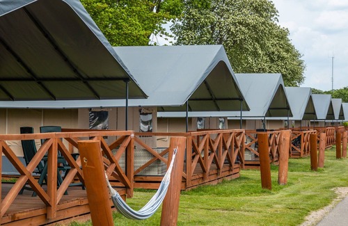 Municipality of Gulpen-Wittem Chalet De Esquí | Comfortable Air-conditioned Chalet in Limburg