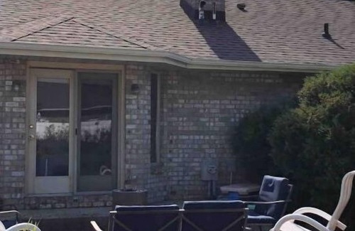 Bellevue Casa | Comfortable and Clean GB Home close to Lambeau