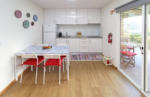 Barcelos Casa | Cómoda y funcional casa de 2 habitaciones con wifi