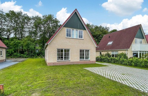 Hoogersmilde Casa | Comfortable and high-quality vacation home with wellness.