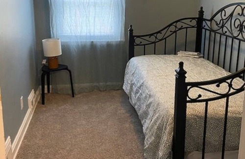 Stonewood-Pentwood-Winston Casa | Comfortable and Local Three Bedroom Townhome!