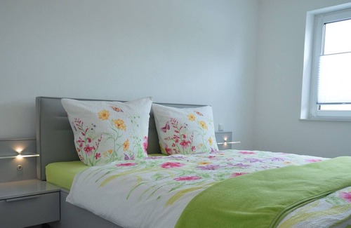 Kaisersesch Casa | Cómodo apartamento de lujo en un entorno boscoso con amplias vistas